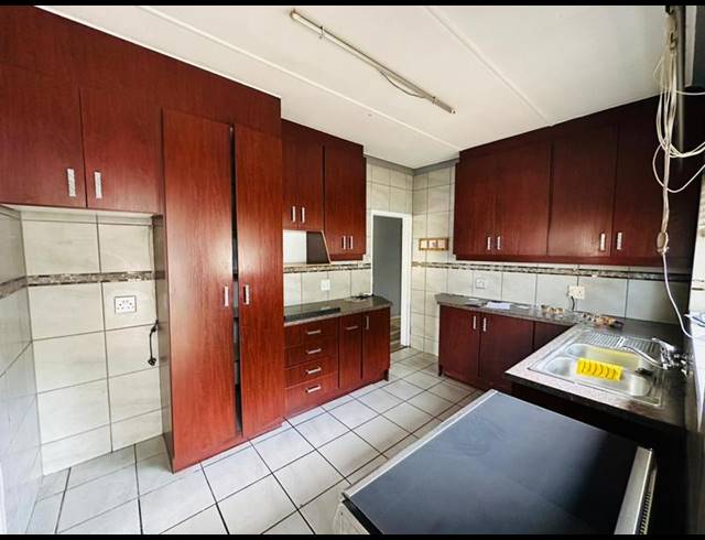 3 BEDROOM HOUSE FOR SALE IN PRIMROSE